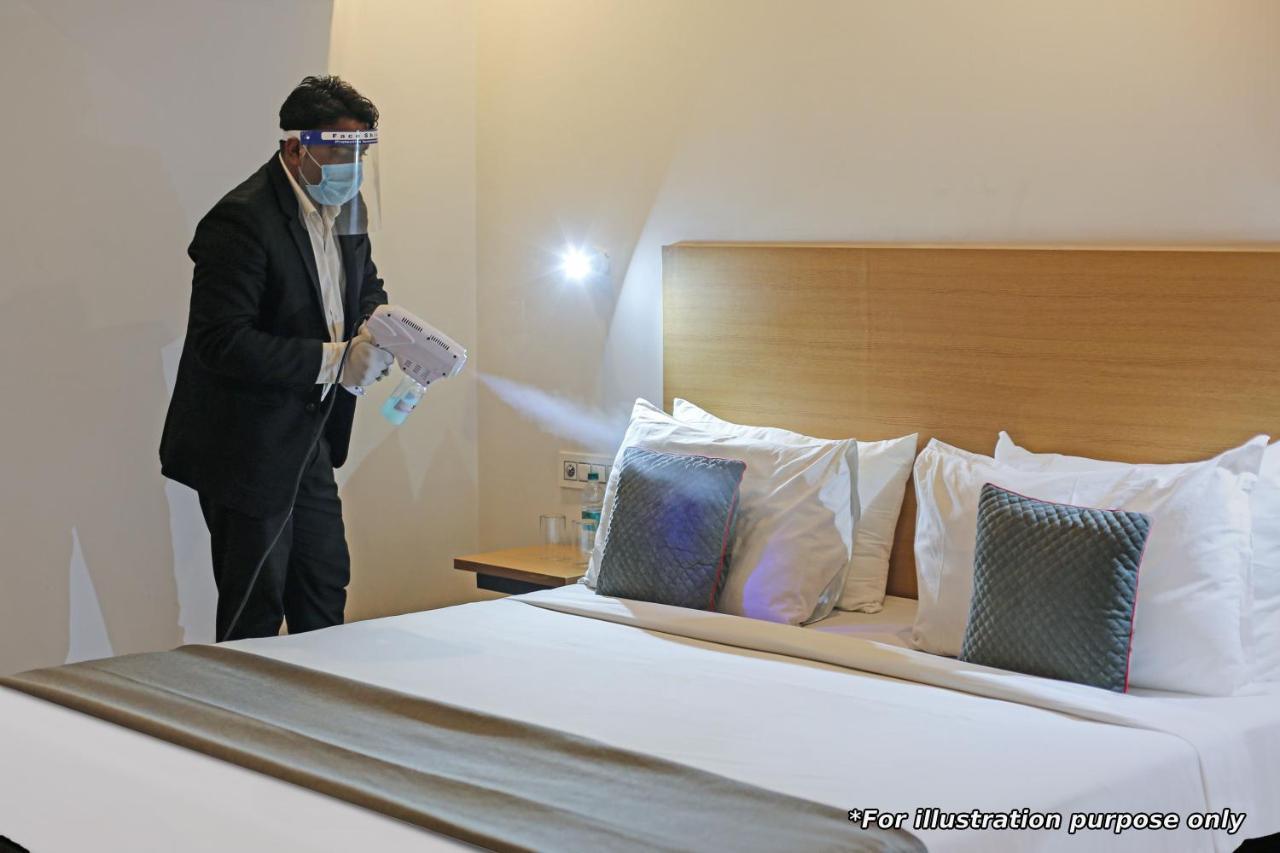 Hotel Gokul Solitaire, Surat Bhatha Ngoại thất bức ảnh